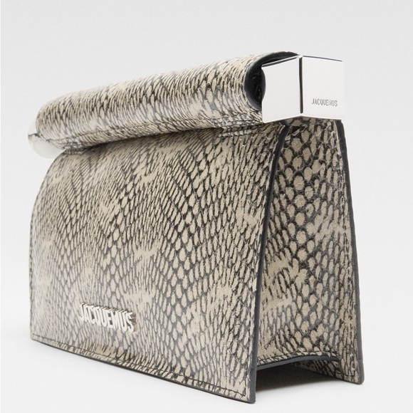 Jacquemus Beige The small Rond Carré clutch